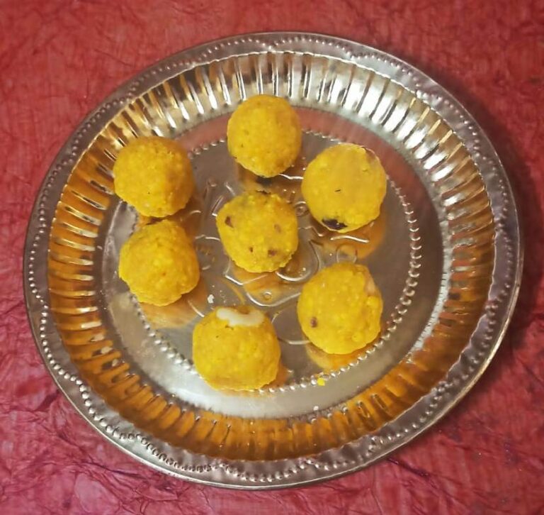 Laddu small Laddu - Type of Sweet in South India